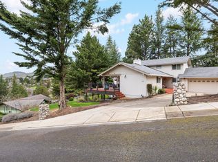 135 San Marcos Dr, Medford, OR