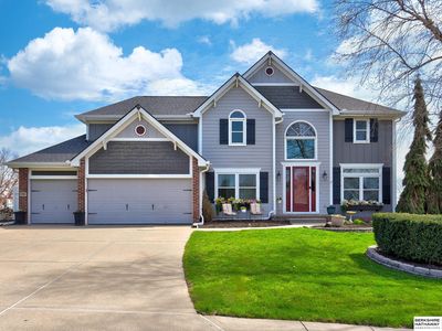 9700 Val Verde Dr, La Vista, NE, 68128