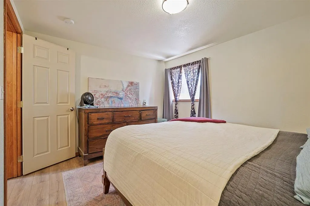 3 bed, 1116 sqft, $3,500 — Photo 3