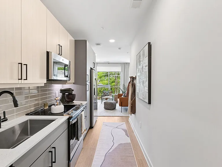 Solis Midtown — Photo 45