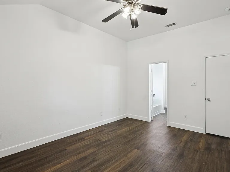 1446 Sax Leigh Dr — Photo 12