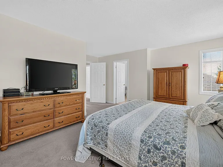 6886 Edgar Brault St — Photo 37