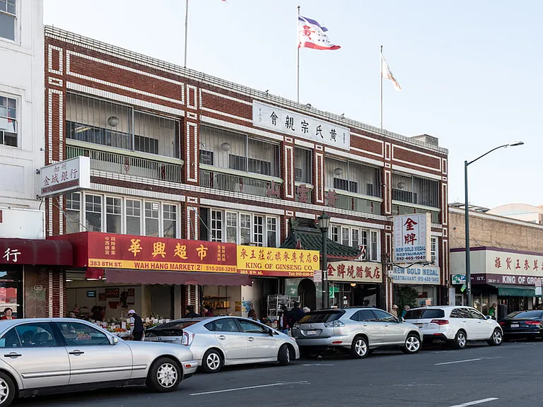 Modera Jack London Square — Photo 42