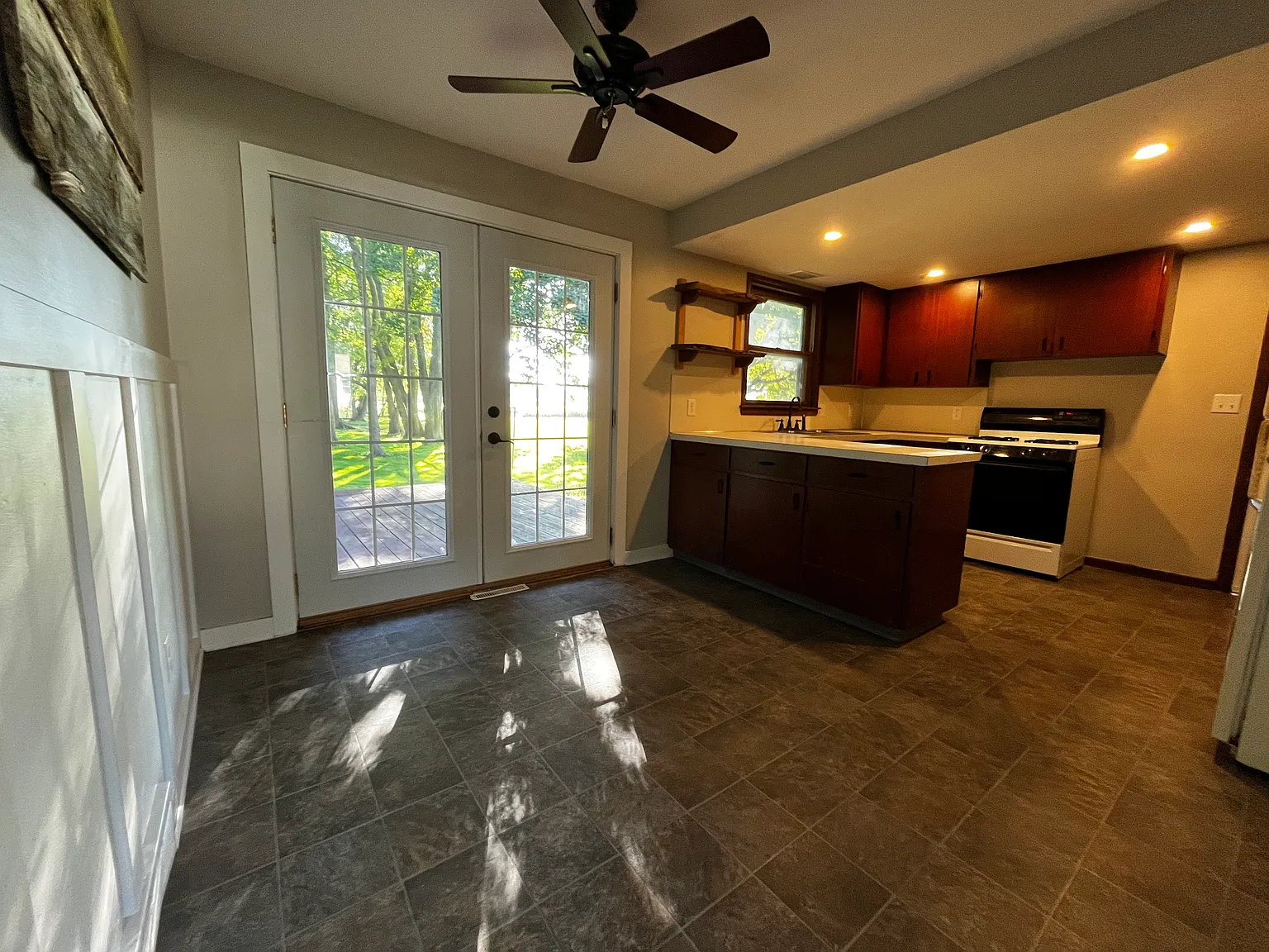 2 bed, 10 sqft, $1,748 — Photo 4