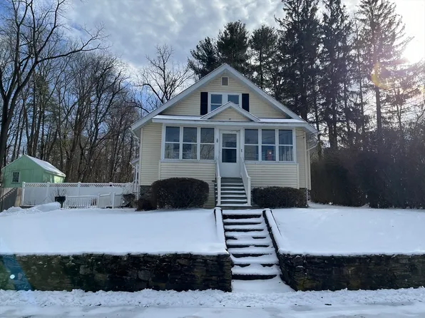 1 Alpine St, Millbury, MA 01527
