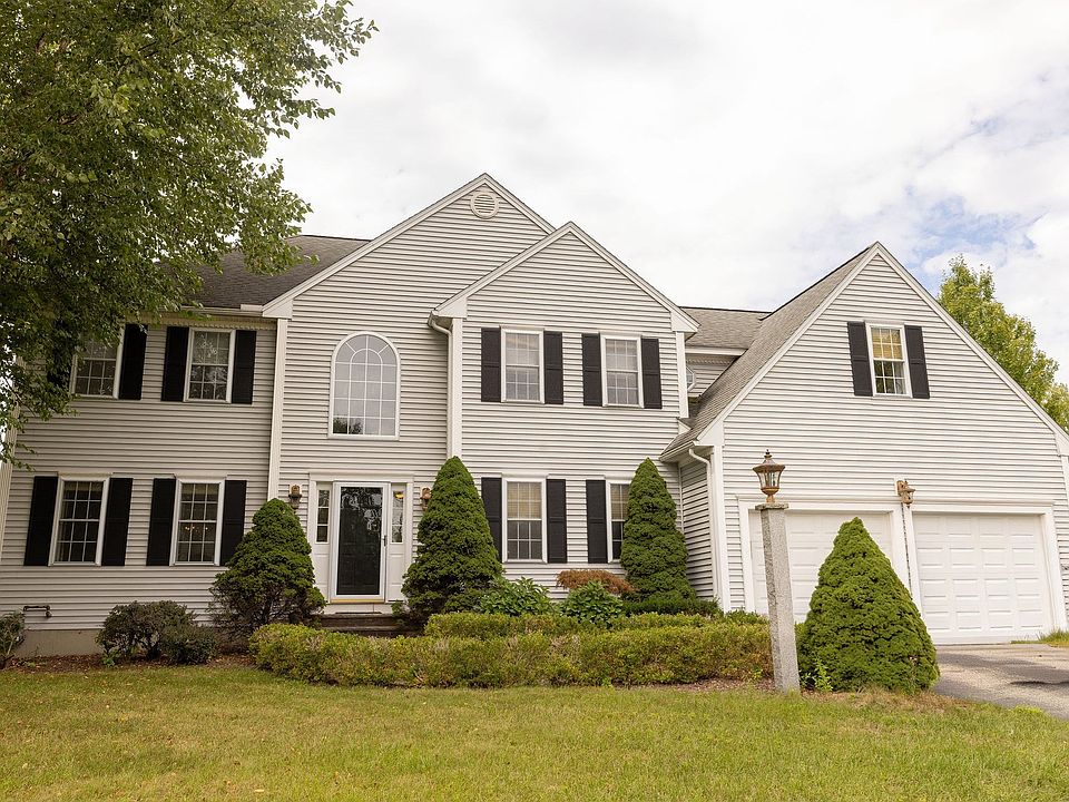 1st image of 1 Gooseneck Ln