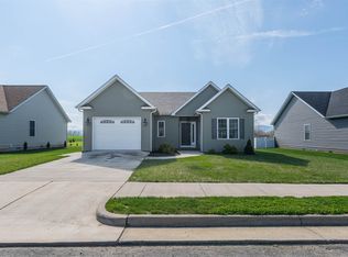 168 Locust Grove Ln, Stuarts Draft, VA 24477