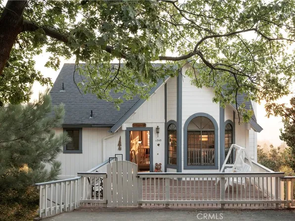 1245 Evergreen Ln, Lake Arrowhead, CA 92352