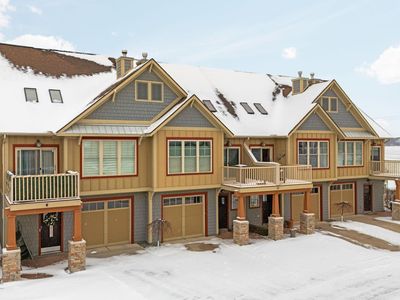 13800 S West Bay Shore Dr APT 2, Traverse City, MI, 49684