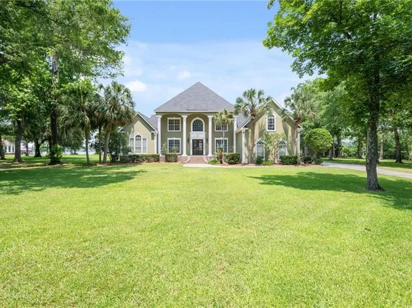 2924 Riverview Pointe Dr S, Theodore, AL 36582