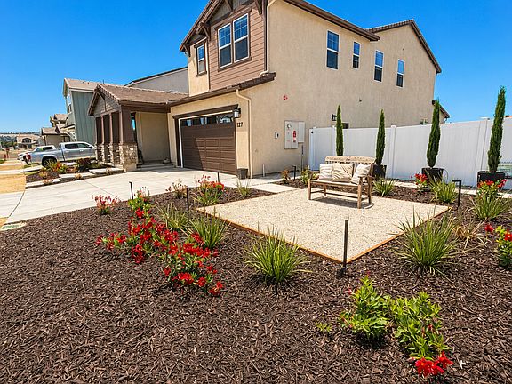 3rd image of 127 Mellano Way
