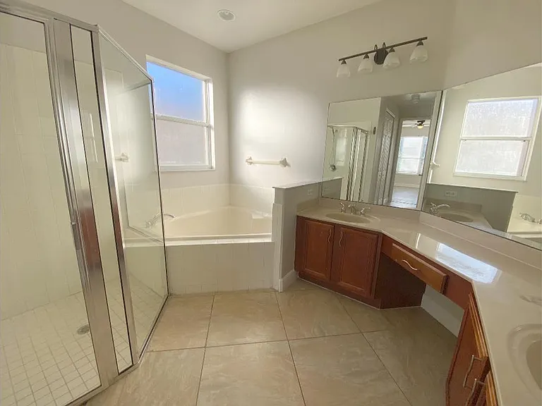 3812 Eagle Isle Cir — Photo 20