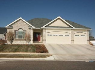 6621 32nd St, Greeley, CO 80634