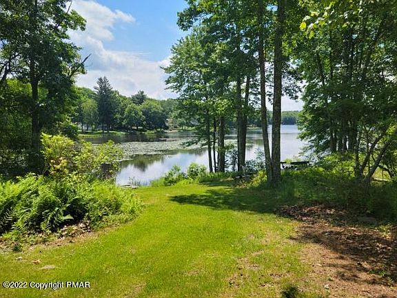 2nd image of 1612 W Mountain Lake Dr