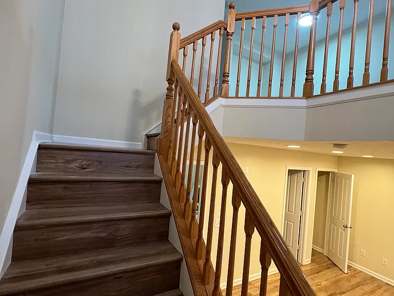 3522 Golden Gate Dr N — Photo 3