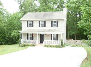 6901 Longridge Dr, Raleigh, NC 27603