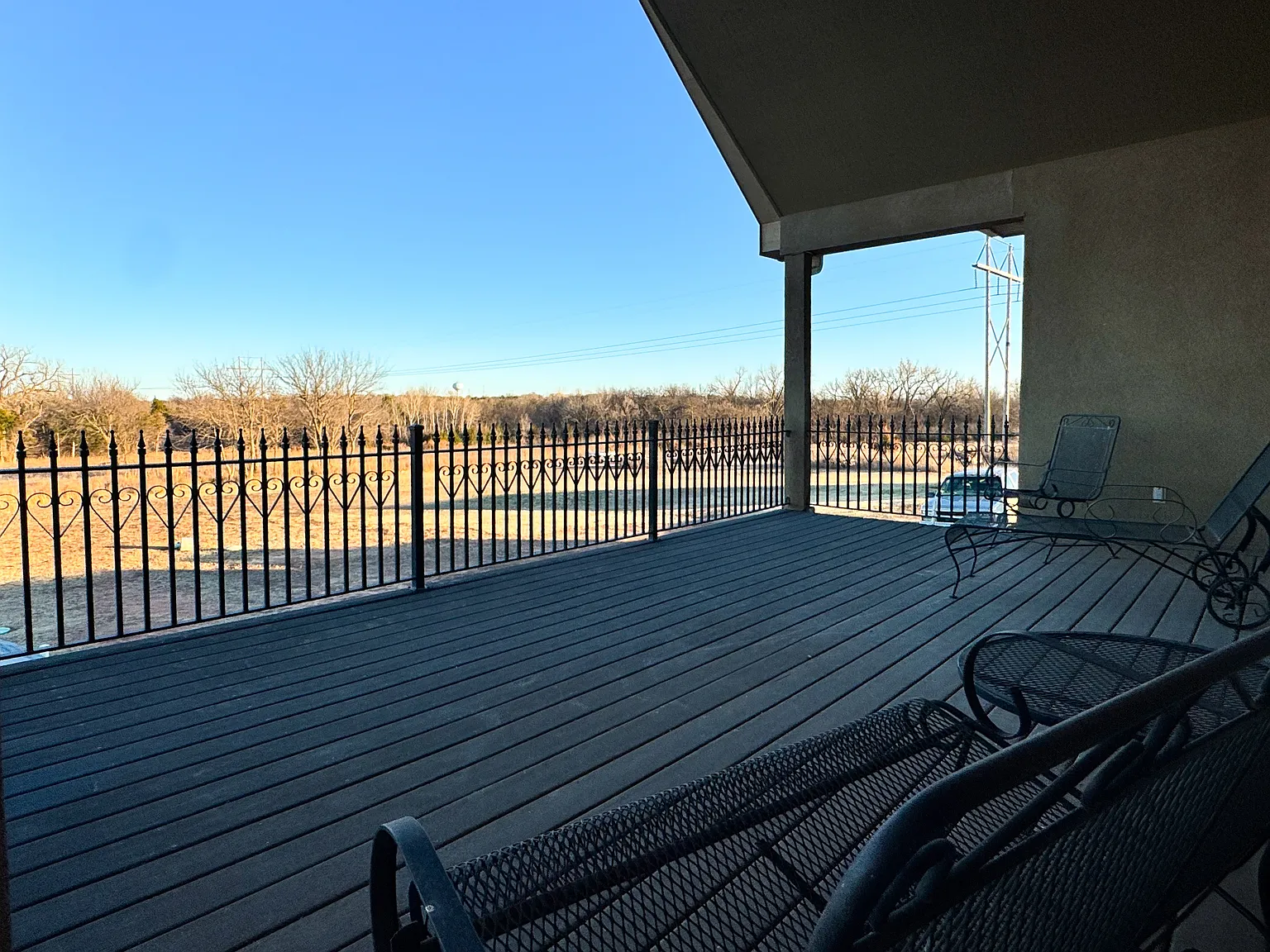 315 W Wild Horse — Photo 3