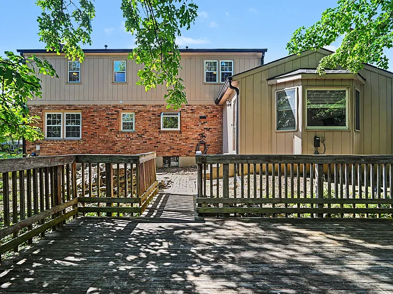 6951 Copperglow Ct — Photo 15