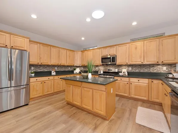 2024 Farmgate Ln, Lincoln, CA 95648