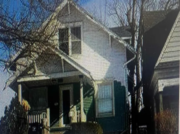 443 E 4th St, Ottumwa, IA 52501