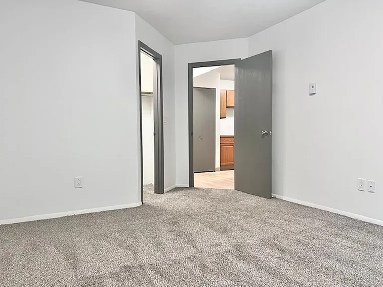 Acres Crossing Apartments — Photo 12