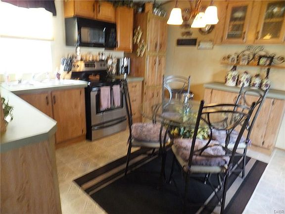 4th image of 10599 Valette Cir N