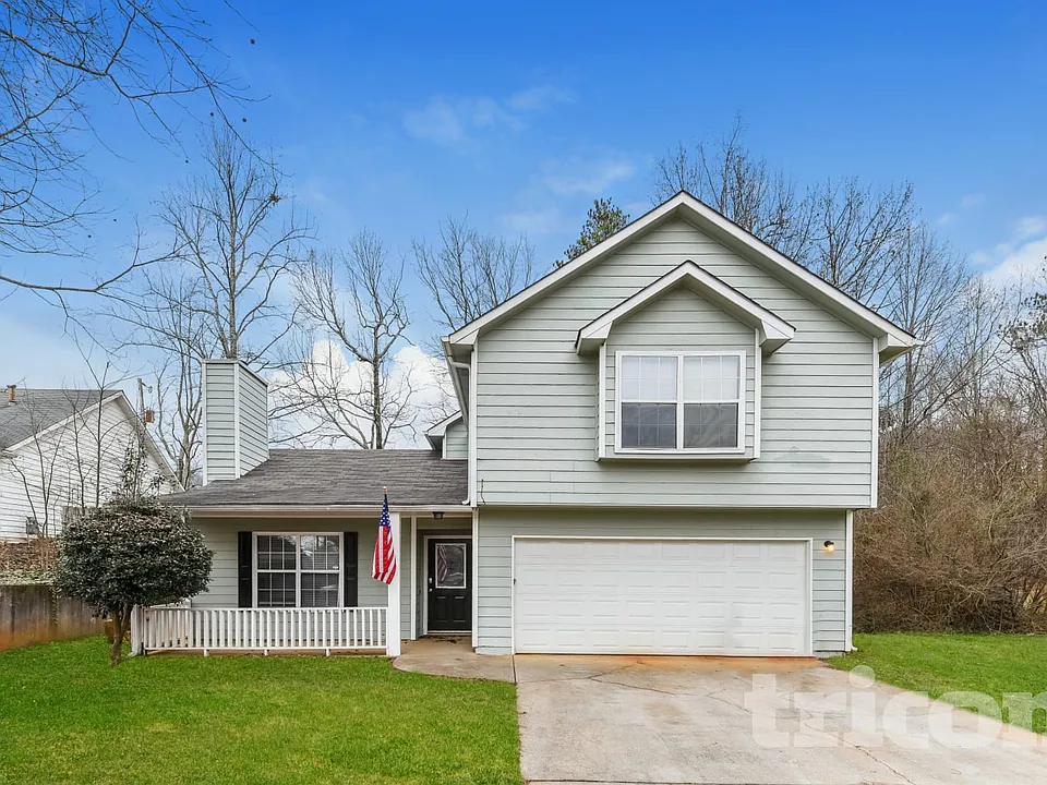2251 Bankston Cir