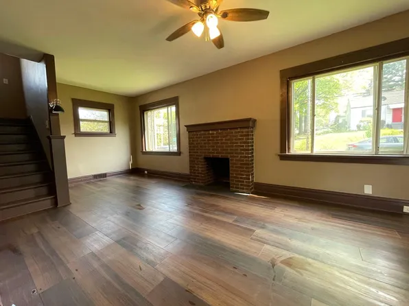 1605 Huguelet St, Akron, OH 44305