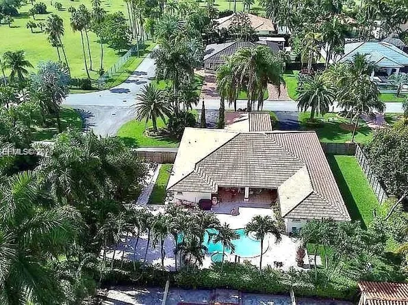 12421 SW 76th St, Miami, FL 33183