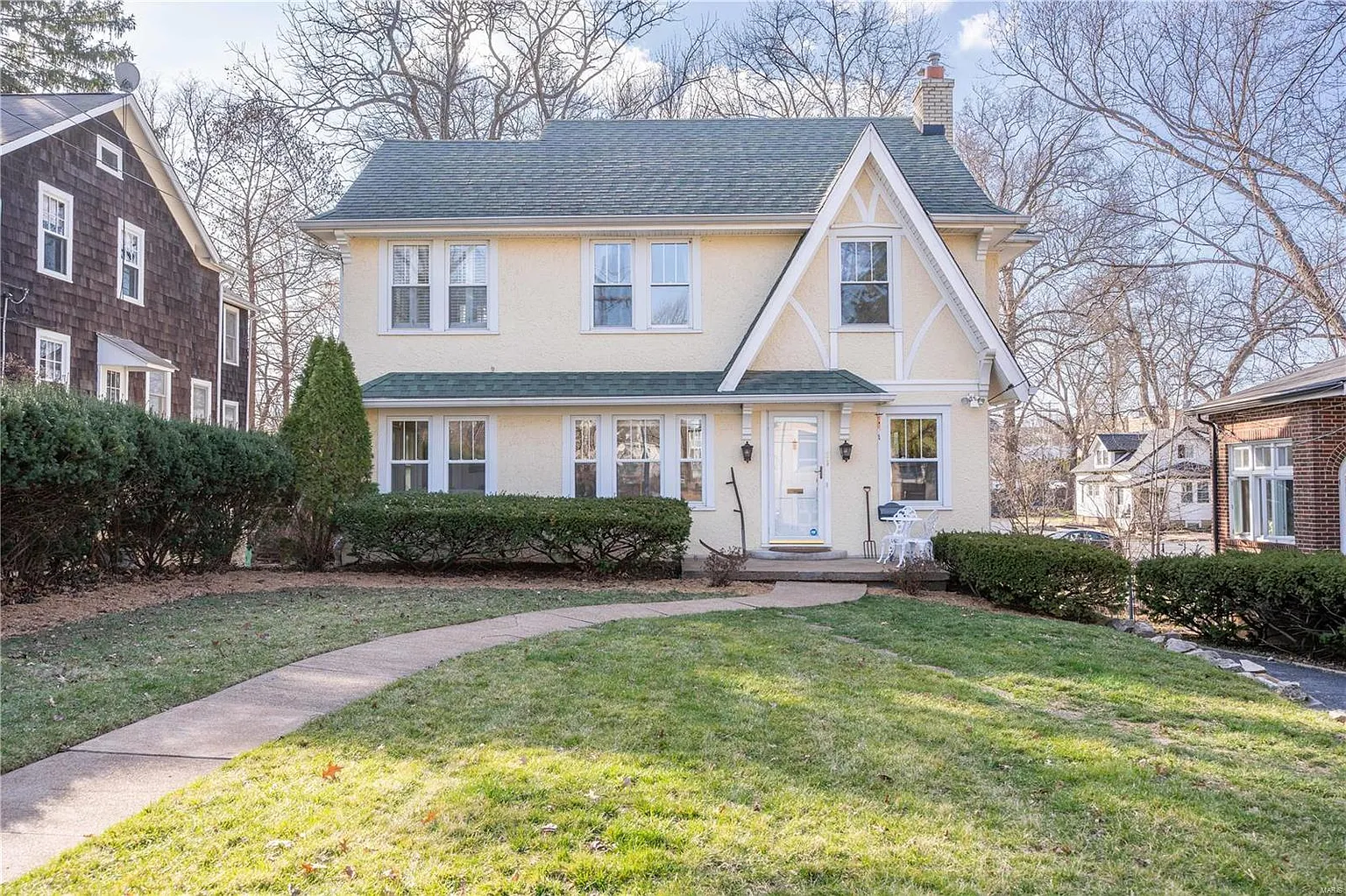 23 Plant Ave photo 1