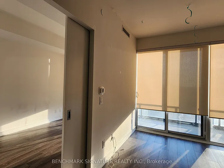20 Edward St #2512 — Photo 15
