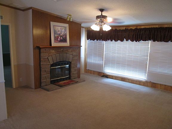 2nd image of 2710 County Road 4105