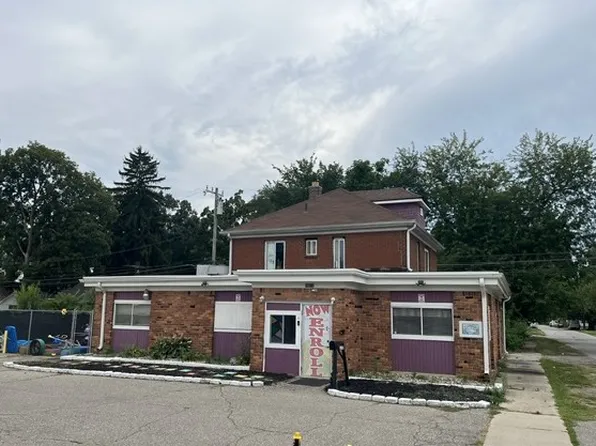 19211 Beech Daly Rd, Redford, MI 48240