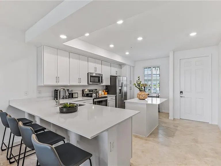 43060 Greenway Blvd #715 — Photo 4