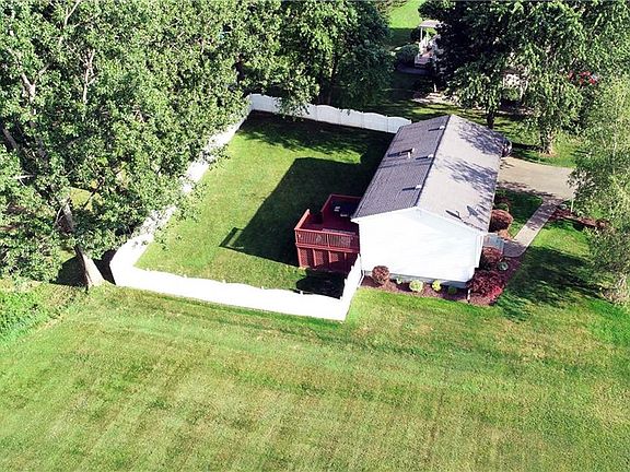 5th image of 3 Meadowbrook Dr