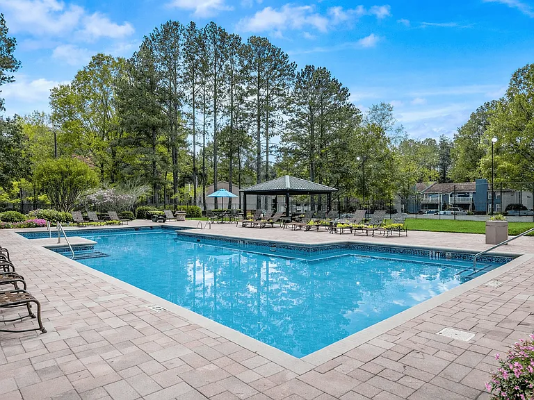 Veridian at Sandy Springs — Photo 8