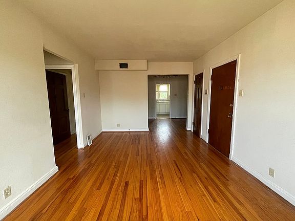 4th image of 1228 Bellevue Ave APT 2W