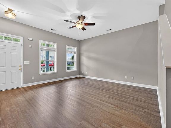 5th image of 719 Ivy Brook Way