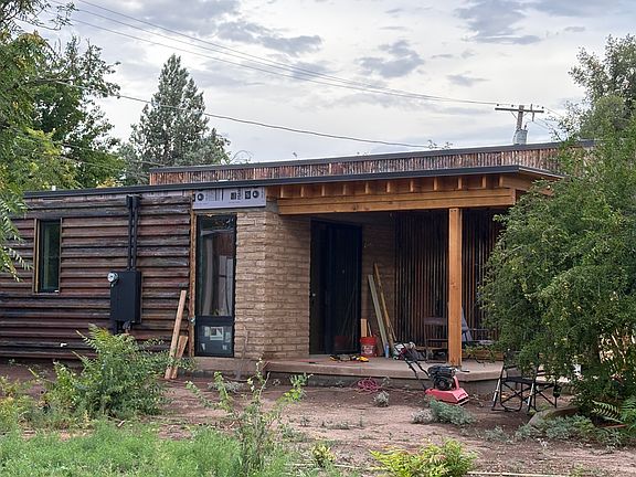 2nd image of 723 N 8th St
