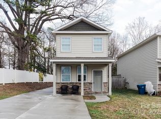 1766 15th Street Pl NE, Hickory, NC 28601