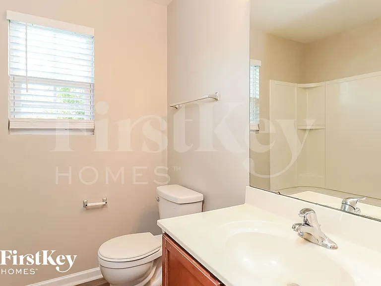 7429 Hidden Creek Dr — Photo 13