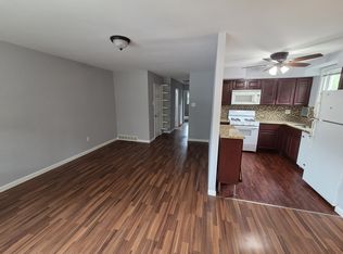 224 Robina St FLOOR 2, Philadelphia, PA 19116
