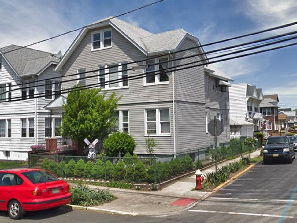 1st image of 22 Sunset Ave #1