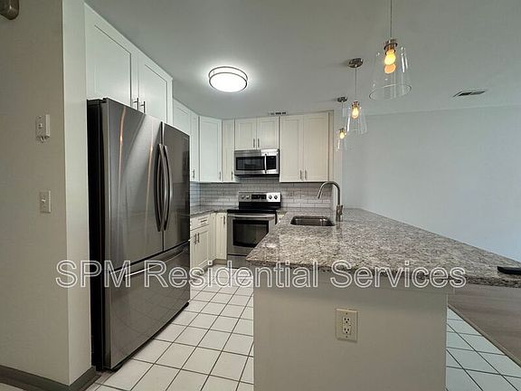 4th image of 1507 Military Cutoff Rd APT 111