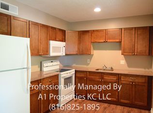 6611 W 76th St APT 24, Overland Park, KS 66204