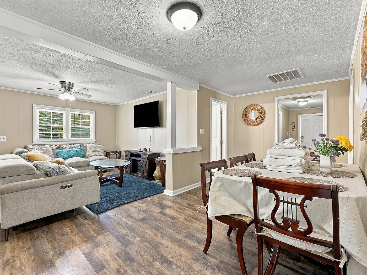 400 North Magnolia Avenue - 1 — Photo 1