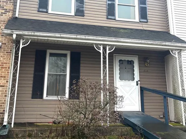 278 Sue Dr, Hummelstown, PA 17036