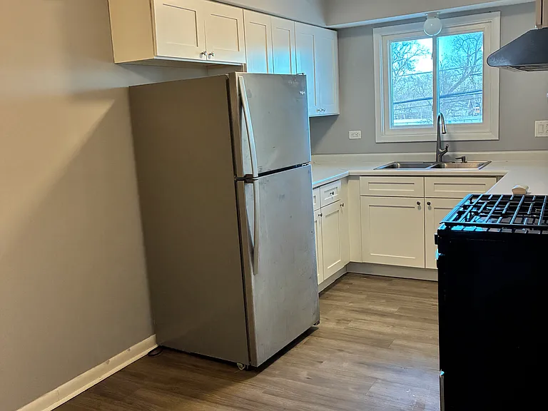 14547 Keystone Ave #8 — Photo 8