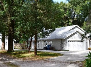 2230 N Spring Garden Ave, Deland, FL 32720