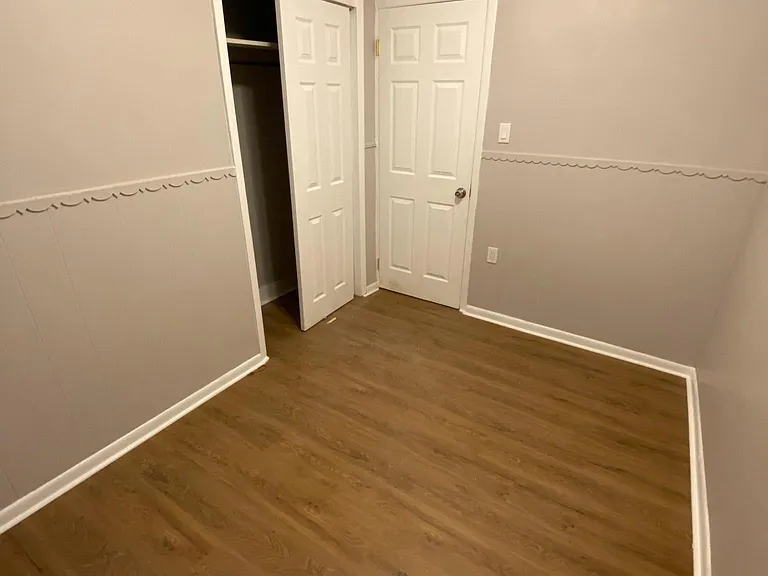92 Romaine Ave #2 — Photo 5